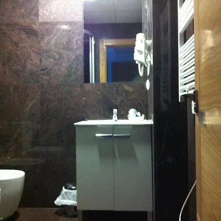 Turisticos Estrella Del Alemar لانغري