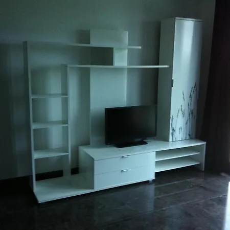 Turisticos Estrella Del Alemar * لانغري